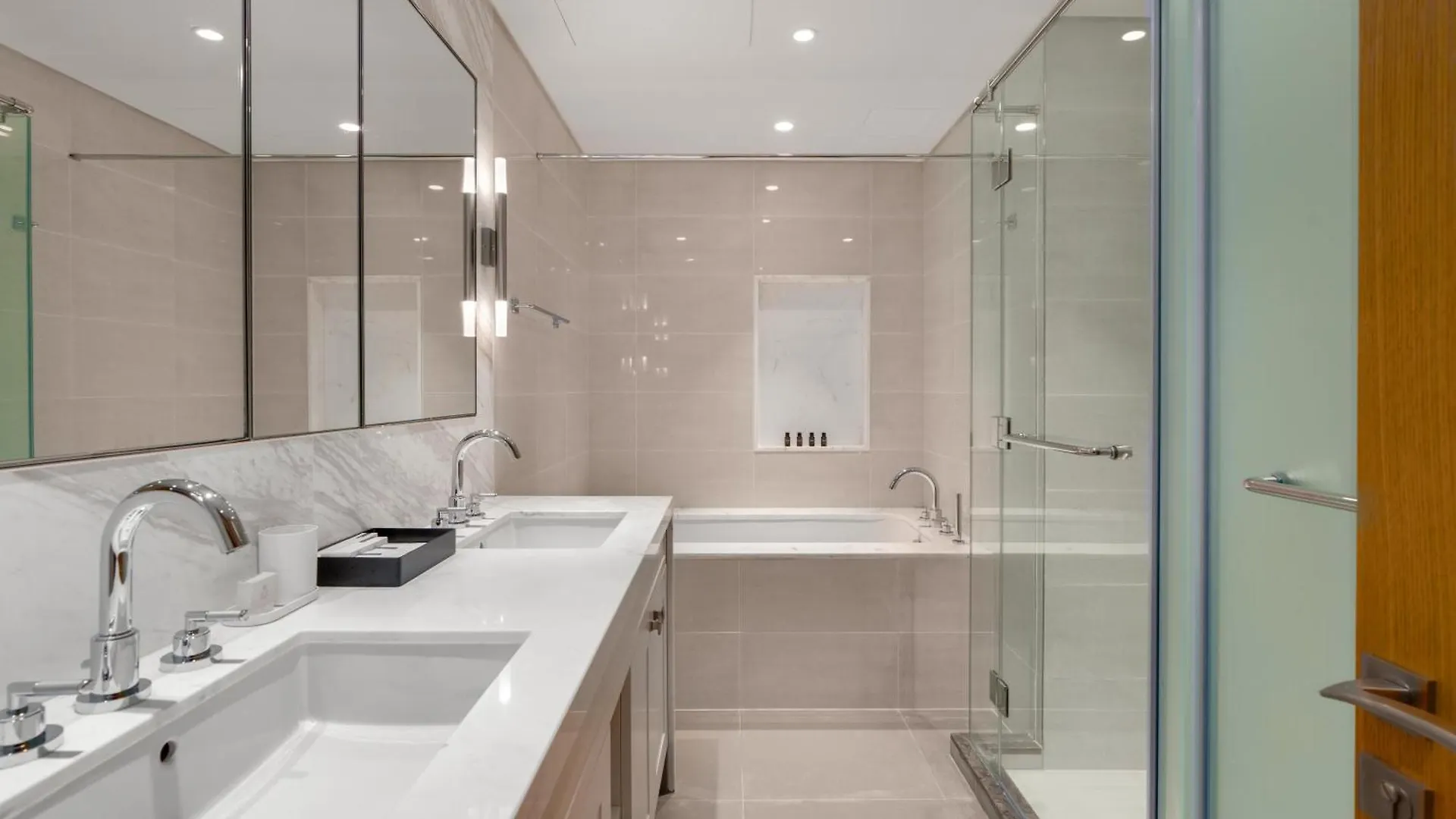 Lux Bnb Opera Grand Burj Sea & Fountain View Dubai