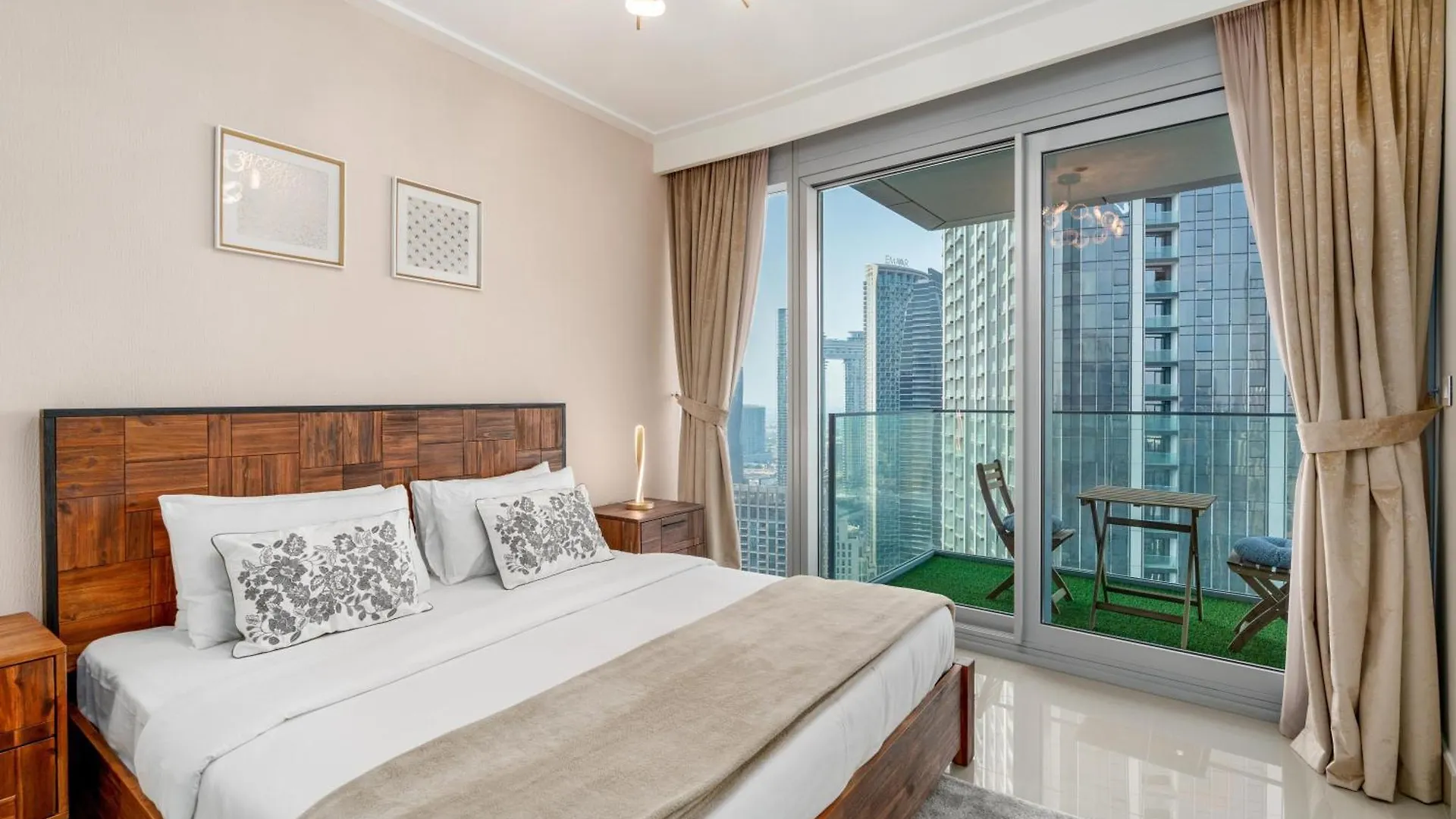 Lux Bnb Opera Grand Burj Sea & Fountain View Dubai
