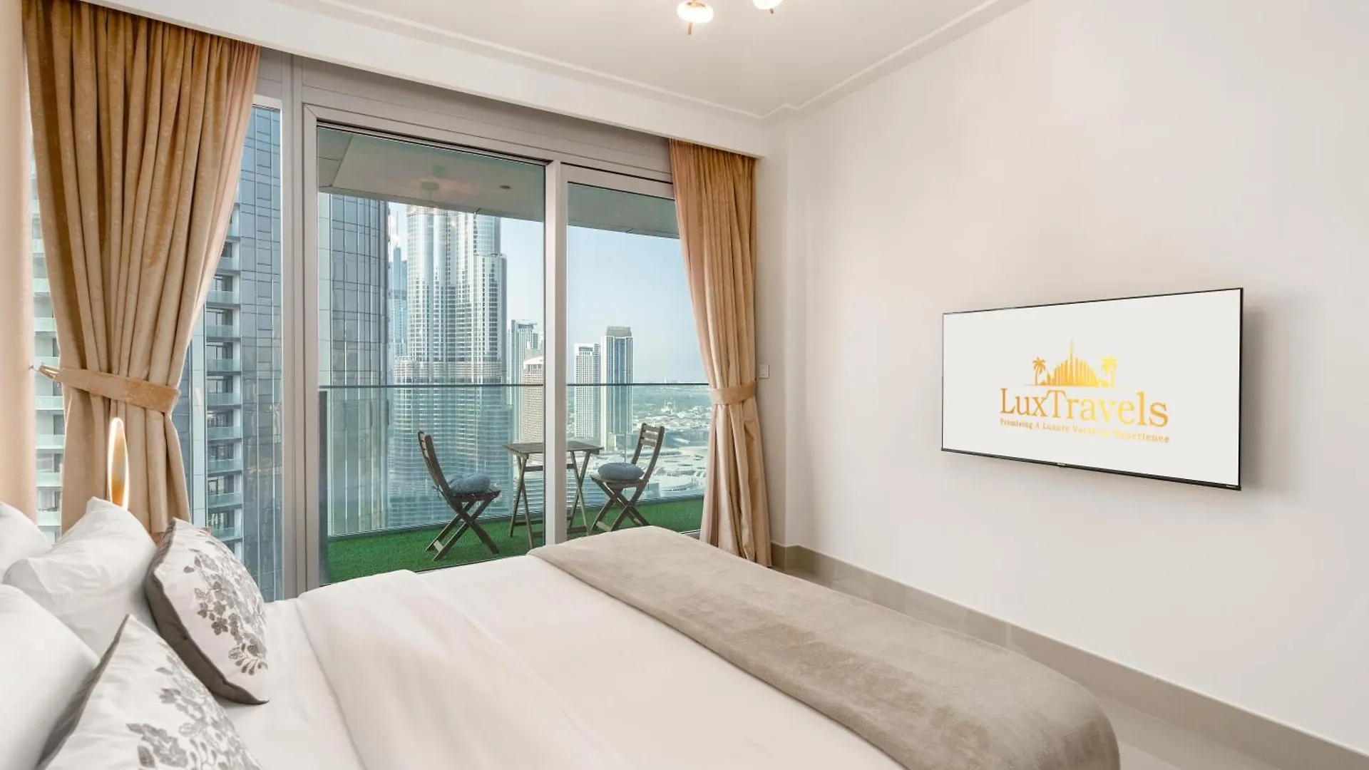 Lux Bnb Opera Grand Burj Sea & Fountain View Dubai 0*,  United Arab Emirates